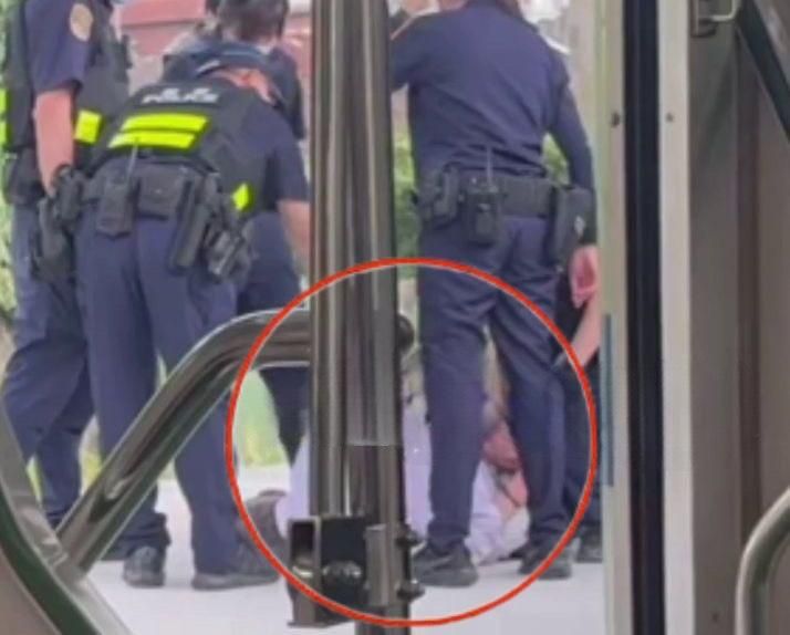 影/台鐵新豐站衝突事件！男子遭大批警力壓制月台上