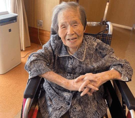 才接棒最長壽人瑞！日本114歲奶奶隔天去世