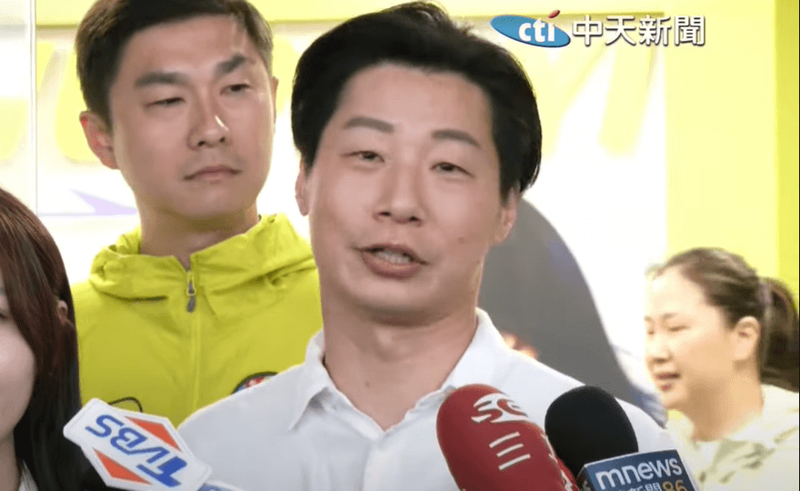 劉世芳為何硬改中正路？　郭正亮：林昶佐靠這招當駐外代表