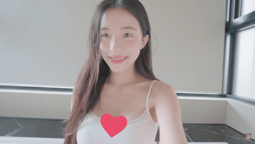 李多慧「邪惡視角」解放事業線！　開箱豪華新家洩近況