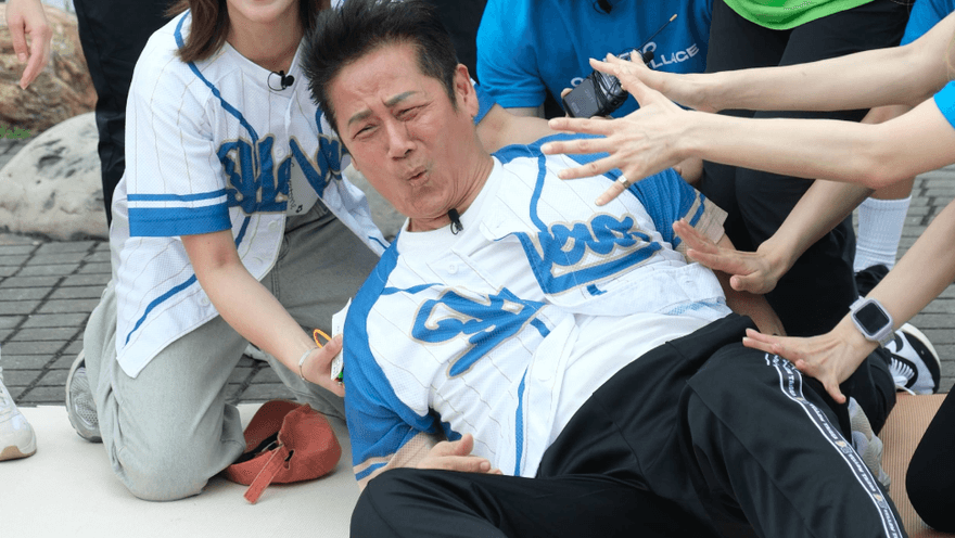 沒心理準備！徐乃麟突遭亞運國手過肩摔　五官扭曲倒地慘況曝