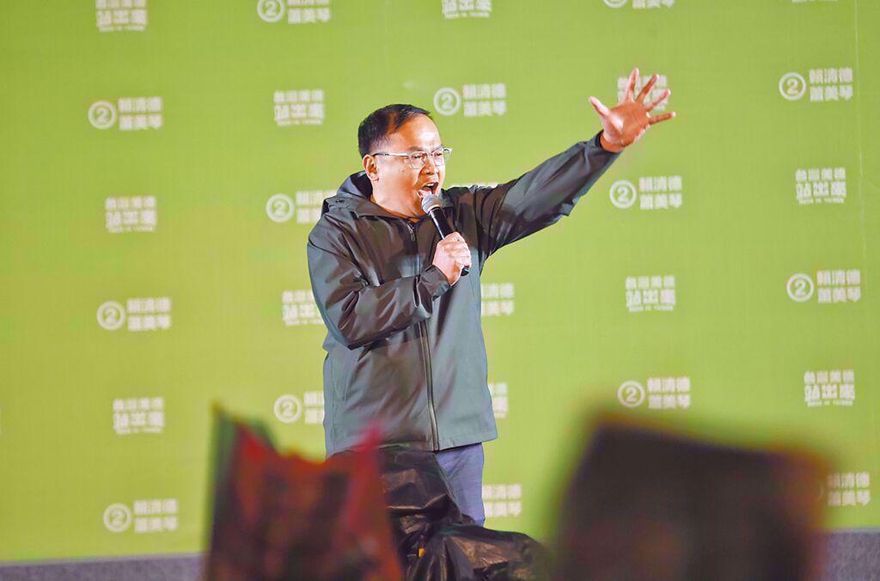 截圖曝光！王義川兒子驚爆劈腿　女友反擊公開對話轟「魚死網破」