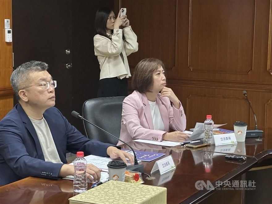 罷免蔡其昌、何欣純不再推進送件！罷團回應了