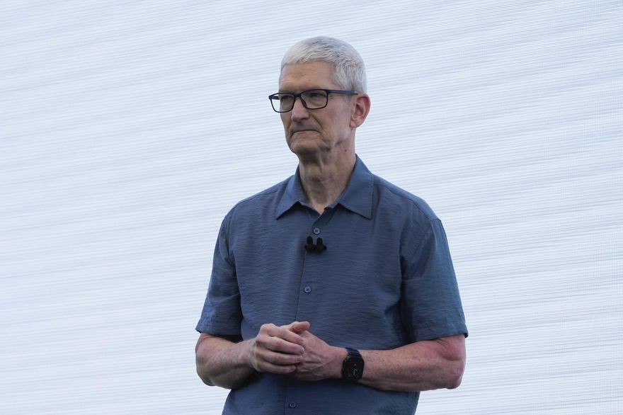 蘋果WWDC25重點一次看！iOS26「液態玻璃」亮相　AI即時翻譯新功能