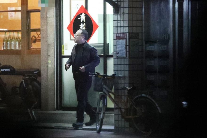 高鐵董事長沒了？史哲「搭公務車推拿」照片曝光　侯漢廷猛爆料