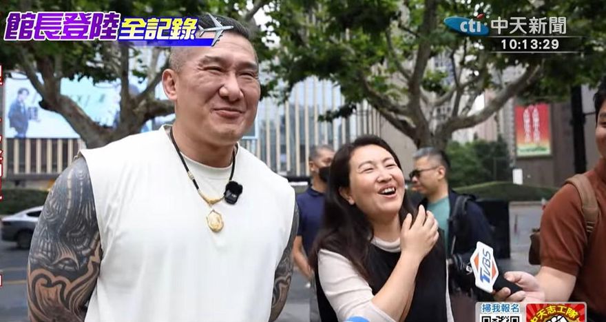 影/館長遊上海徐家匯細聽導遊講歷史　紀念徐光啟文化交流