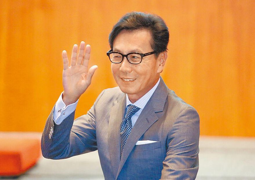 看美中談判　蔡明忠：2隻大象在小房間角力引起動盪