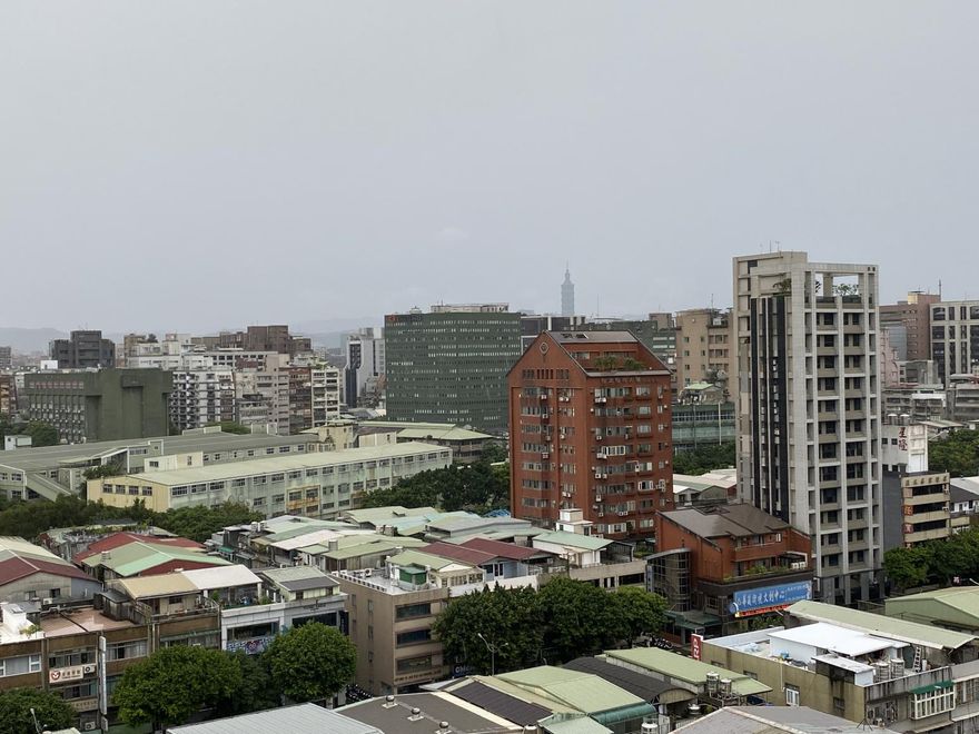熱帶性低氣壓外圍環流影響　台北市發出「強風提醒」