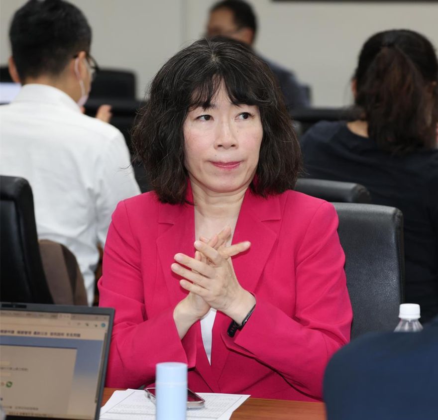 新任駐英公使江雅綺遭控學歷造假　北檢將分案調查