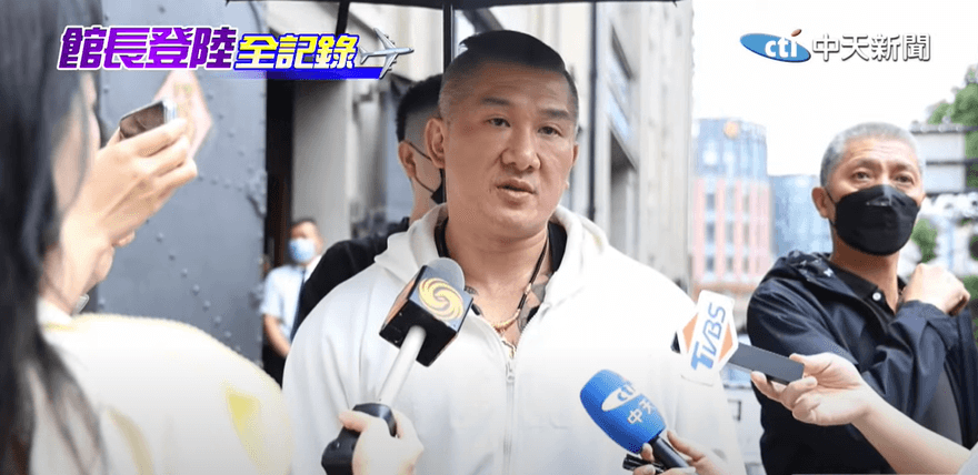 影/表態反對戰爭「兩岸同根同源」！館長：自己人不打自己人