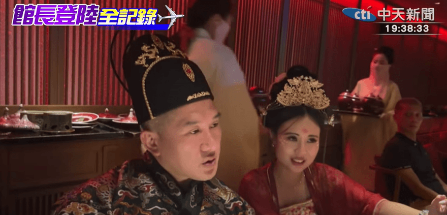 館長換古裝！上海體驗宮宴大讚CP值太高了啦