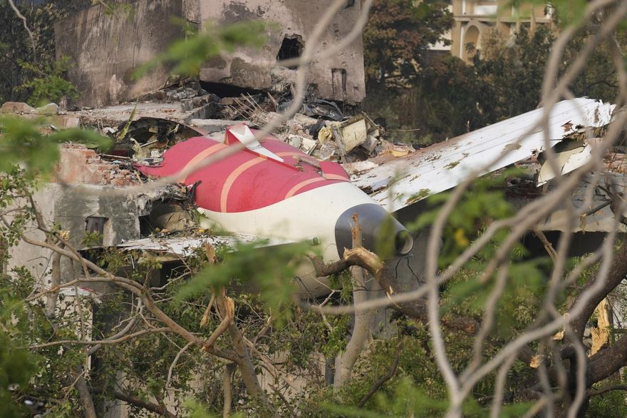 印航空難機師累計飛行時數破8千小時　退休前夕遇死劫
