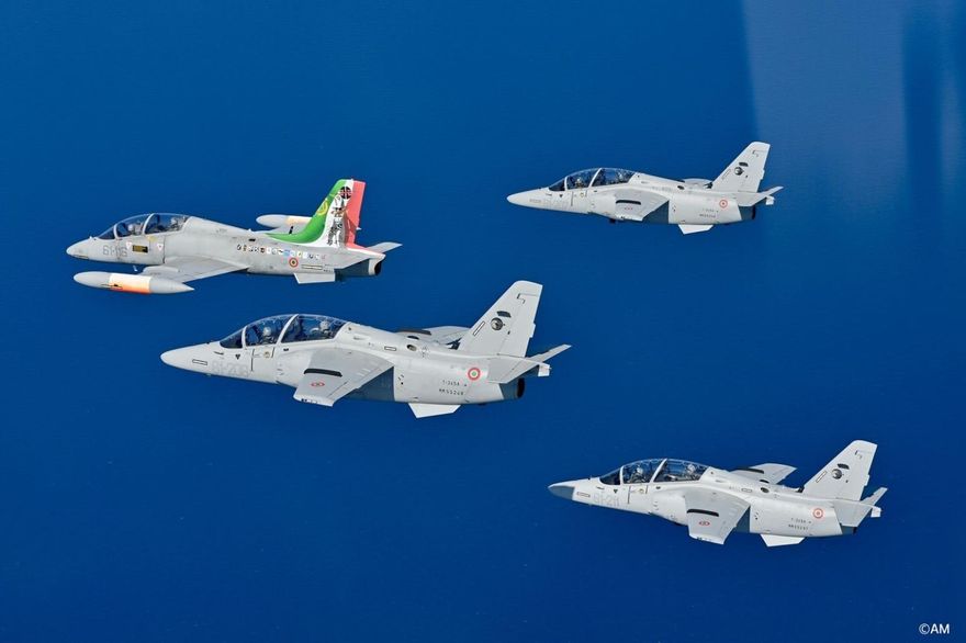 義大利空軍教練機世代交替　M-345接棒MB-339A