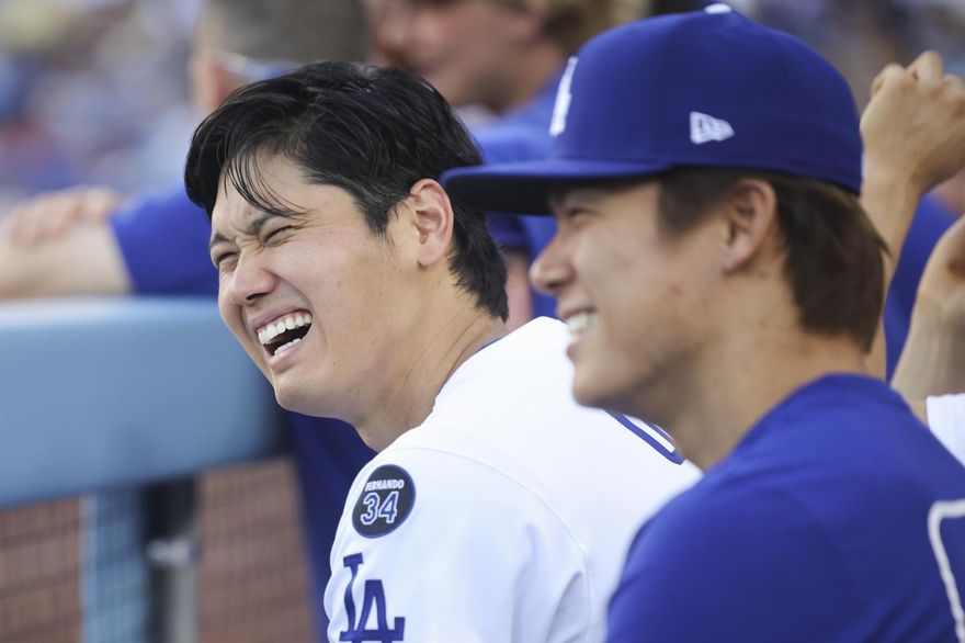 MLB/終於盼到大谷翔平二刀流　球迷湧牛棚旁搶先看投球英姿