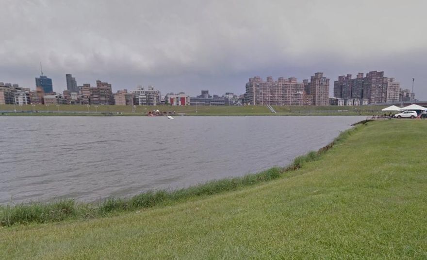 魂斷微風運河！新北大都會公園旁水面「男腫屍漂浮」