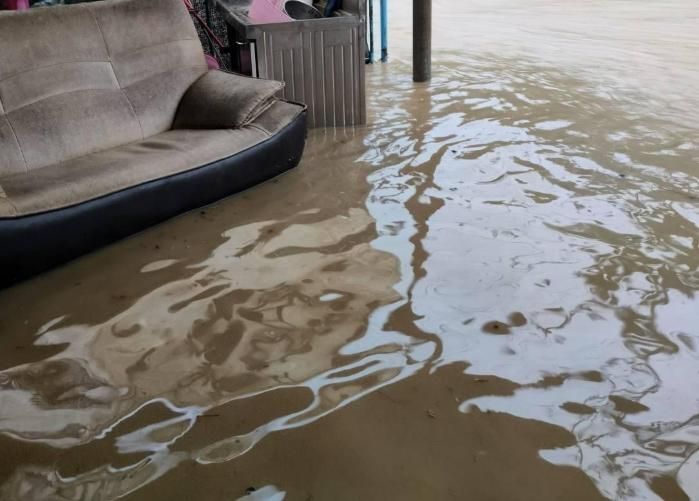 影/暴雨狂炸嘉義中埔！社口村門前有大河　住戶財損慘重