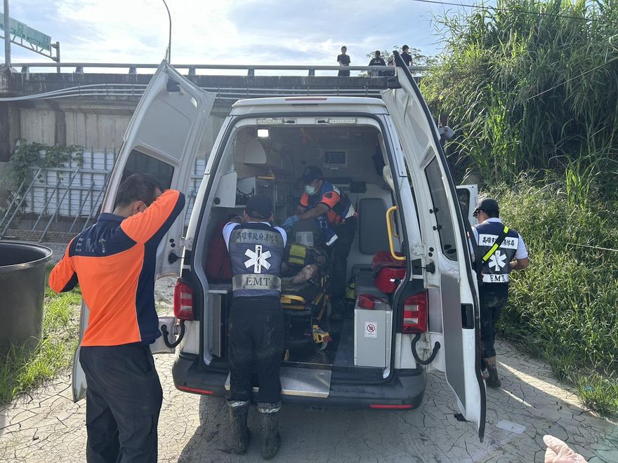 台南、高雄邊界驚傳跳河！　他目睹92歲翁躍下