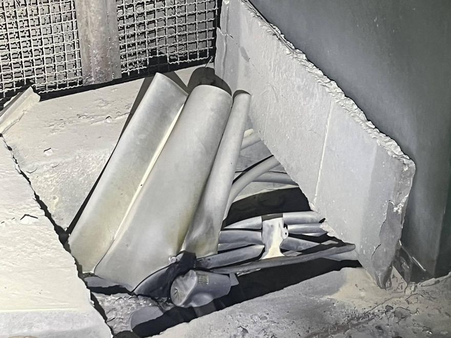 笨賊偷電纜「誤觸1萬1千伏特高壓電」　火光四射險臭灰搭