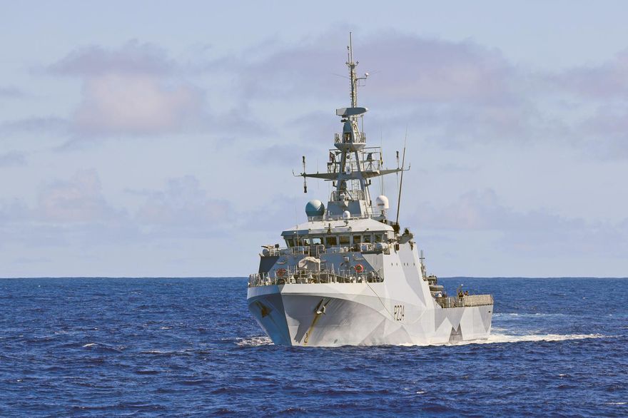 解放軍強調全程監控　英國史佩號巡邏艦再度穿越台海