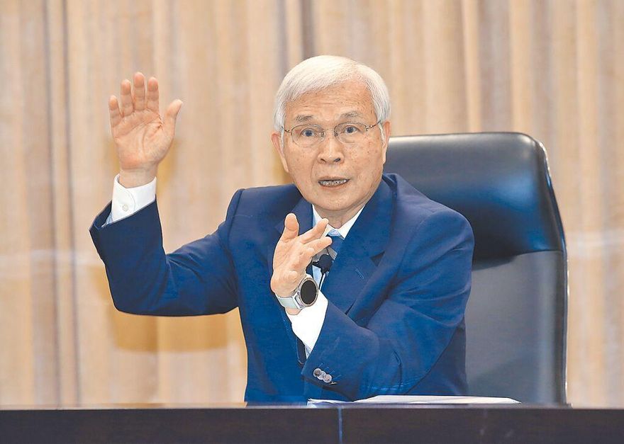 川普2.0不確定性 楊金龍：央行將維持新台幣匯率動態穩定
