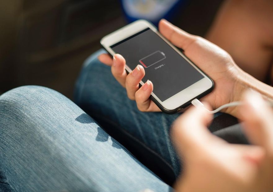 ANKER回收70萬顆行動電源　群光：未代理召回型號