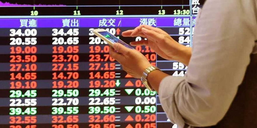 不是富邦金！億元教授首選「金融界成吉思汗」但存股不如選它