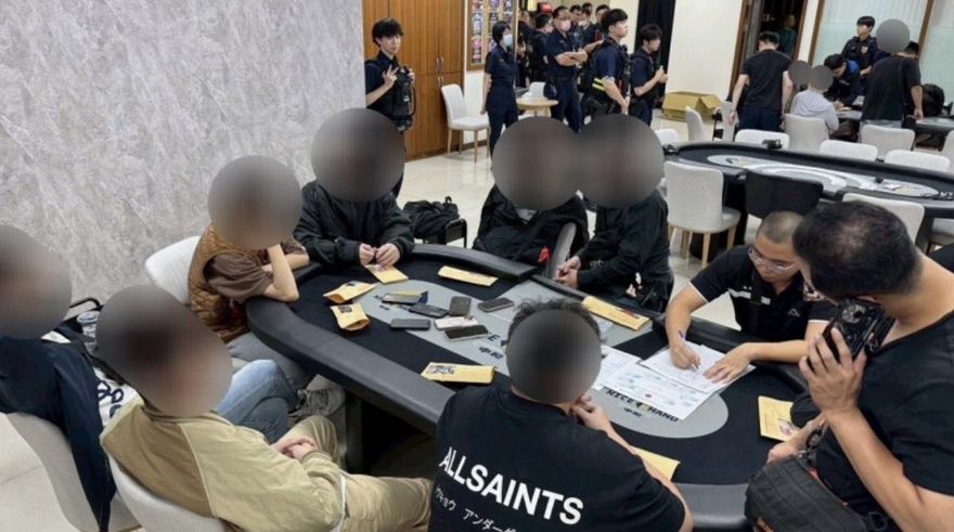 德州撲克協會標榜「正規錦標賽」　深夜聚賭32人遭逮