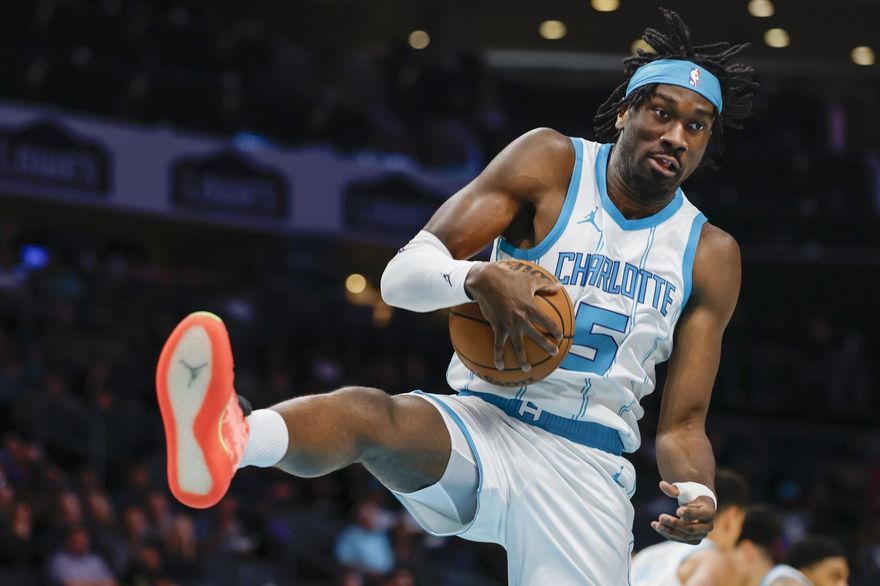 NBA/曾因耐戰度堪憂遭湖人退貨！ 太陽砸2首輪換來黃蜂長人