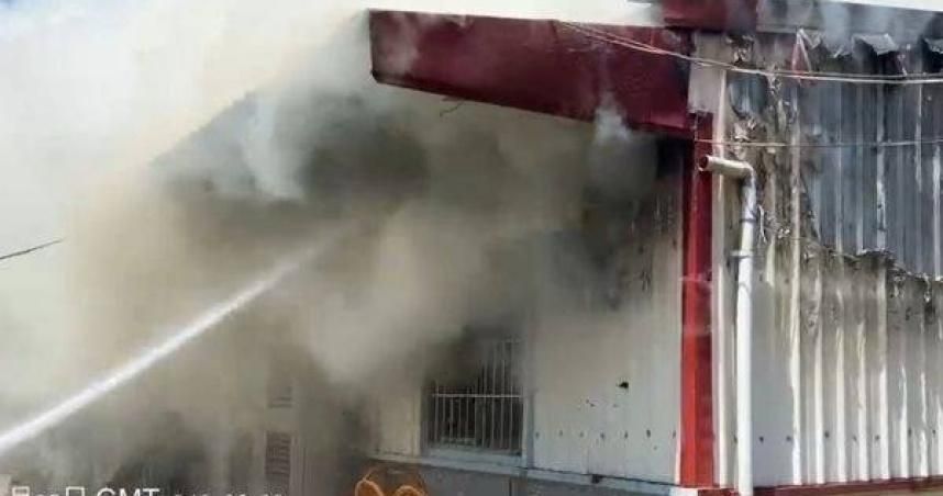 台南關廟火警驚魂！81歲租客吸濃煙送醫　火勢迅速撲滅