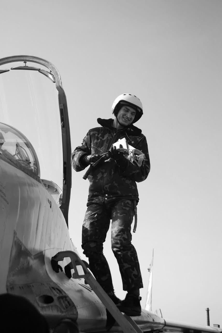 犧牲自己拯救平民！烏飛官駕F-16擊退俄空襲殉職、戰機折損
