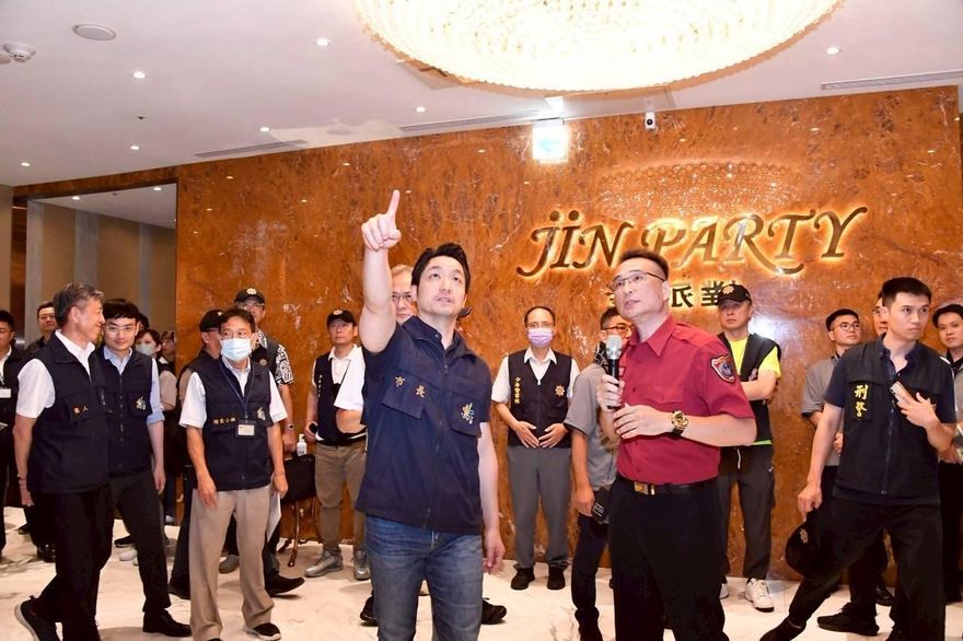 台北市府啟動「青春專案」　蔣萬安親率團隊夜查KTV
