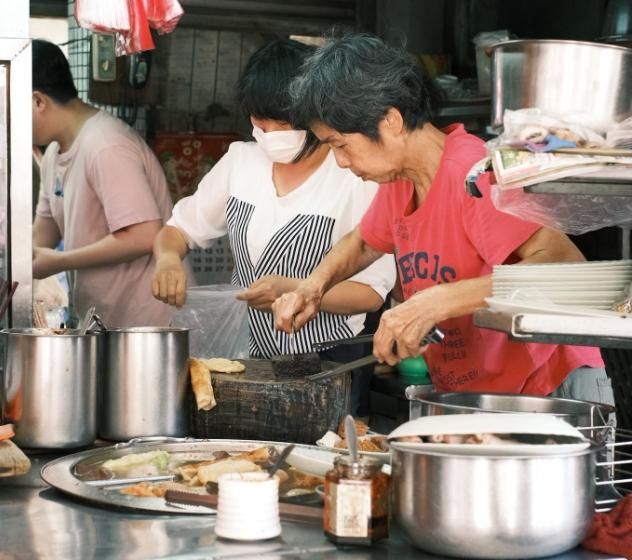 吳怡霈不捨！基隆54年米苔目店熄燈　闆娘：年事已高
