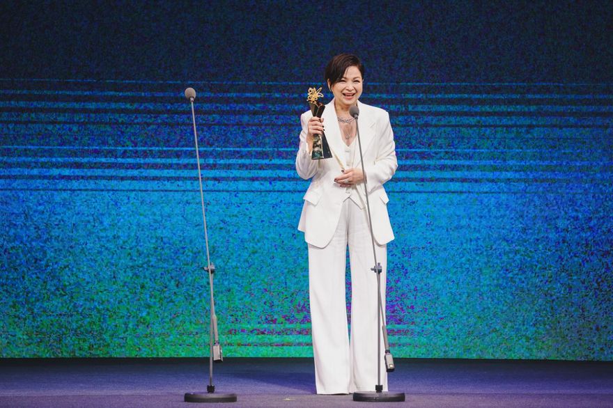 楊貴媚憑《小雁與吳愛麗》摘女配　誇曾國城屁股辣：謝謝我的男人