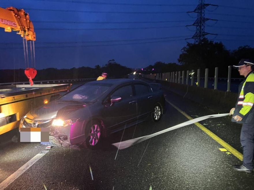 颱風天魂斷國3！轎車自撞「駕駛慘死」