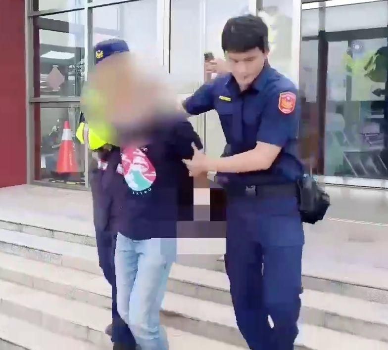 影/存錢筒變殺人導火線？新北殺2命狠男「被押回土城」