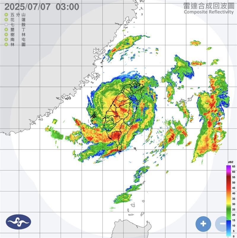 丹娜絲撞山迴轉！颱風眼「被神山打趴」　專家：剩最後一口氣