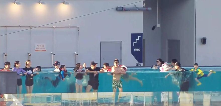 看球會被淋濕！韓華鷹新主場「無邊際泳池」爆漏水