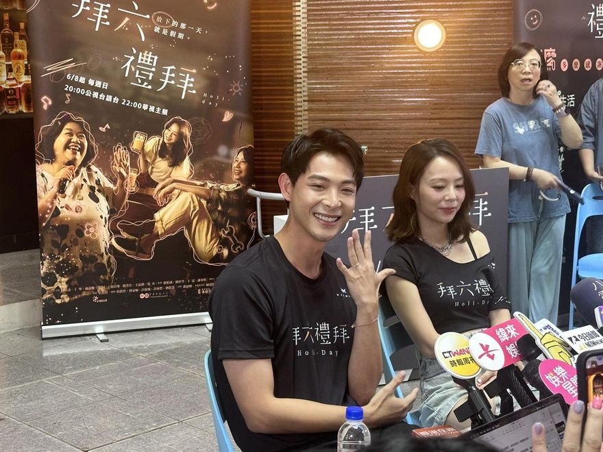 閃婚後首露面！連晨翔交往劉品言半年就當爸　甜曬婚戒羞認沒避孕
