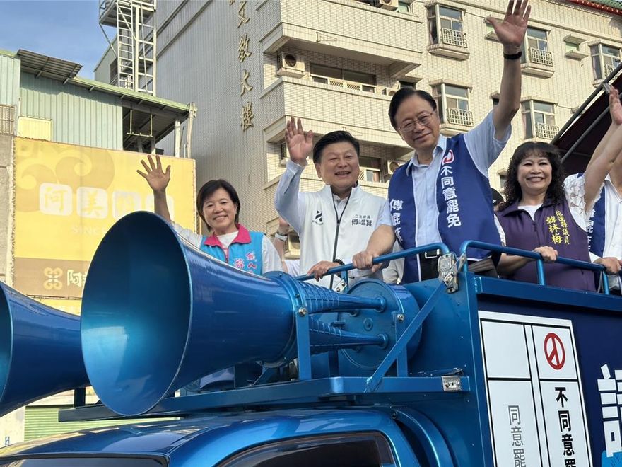 張善政回「老故鄉」花蓮！力挺傅崐萁反罷免