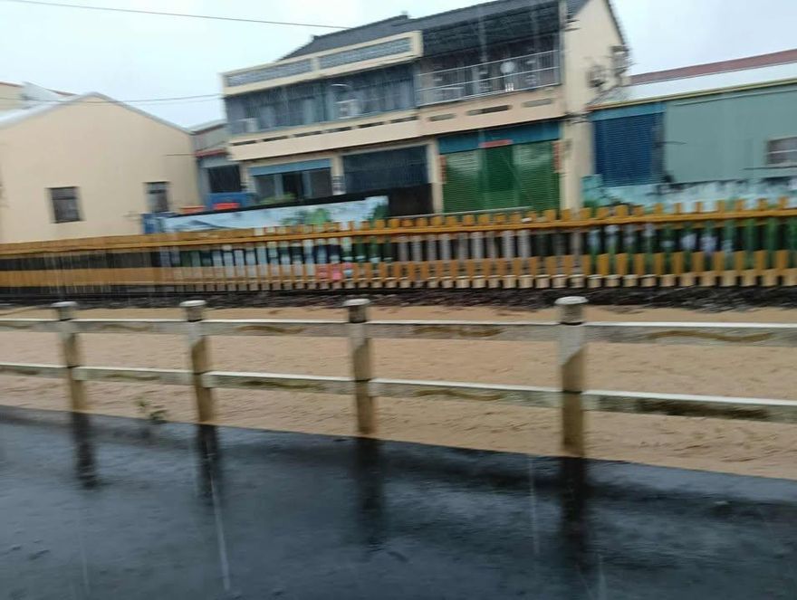 豪雨狂襲！台鐵集集線淹水　「二水=源泉」列車全面停駛