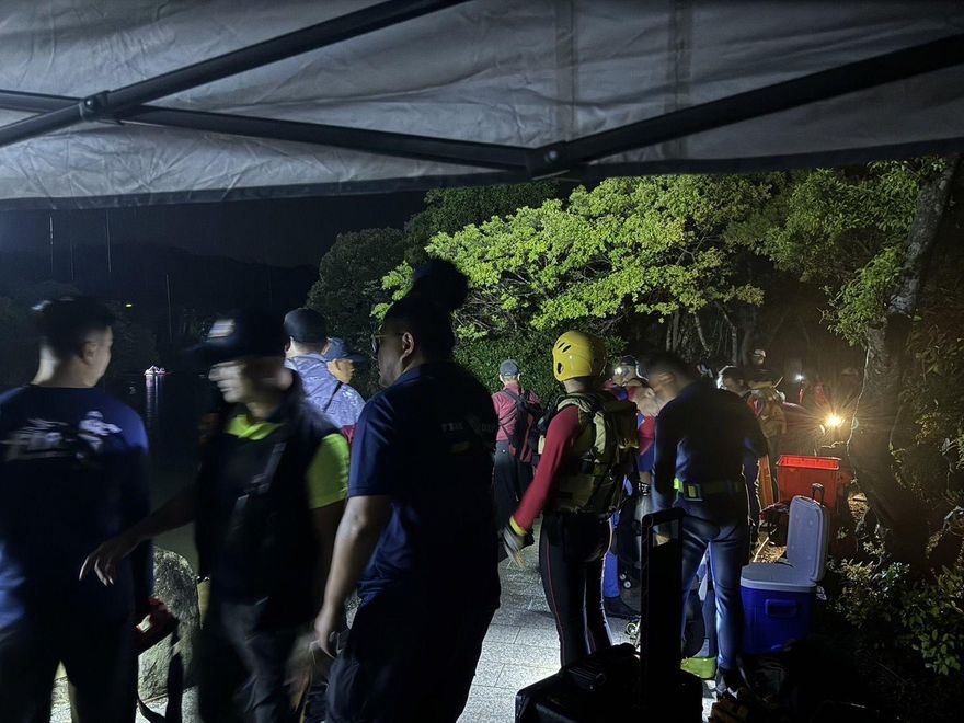 基隆情人湖吊橋墜亡　死者是義消堂弟