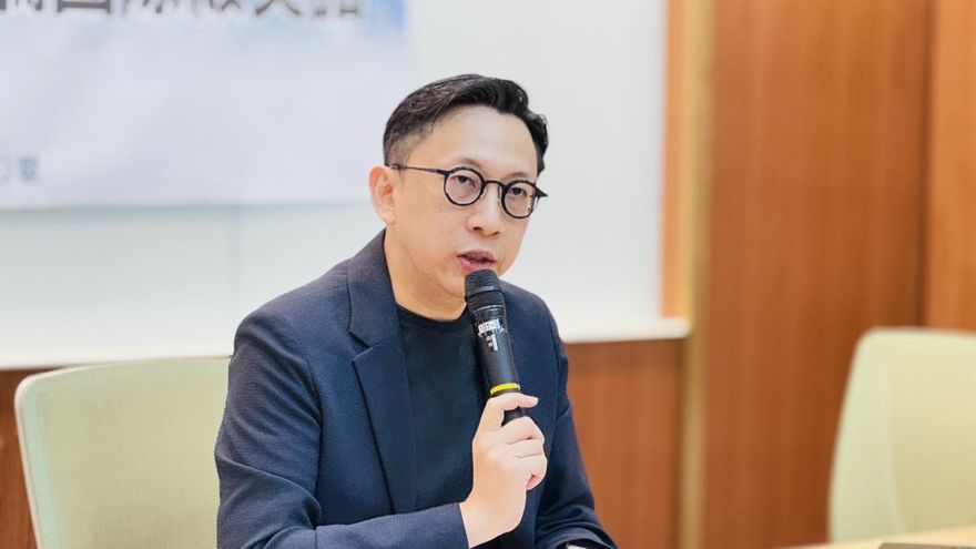 電商也捲入核彈級資安風暴　葛如鈞揭「雙憑證機制」淪世紀騙局