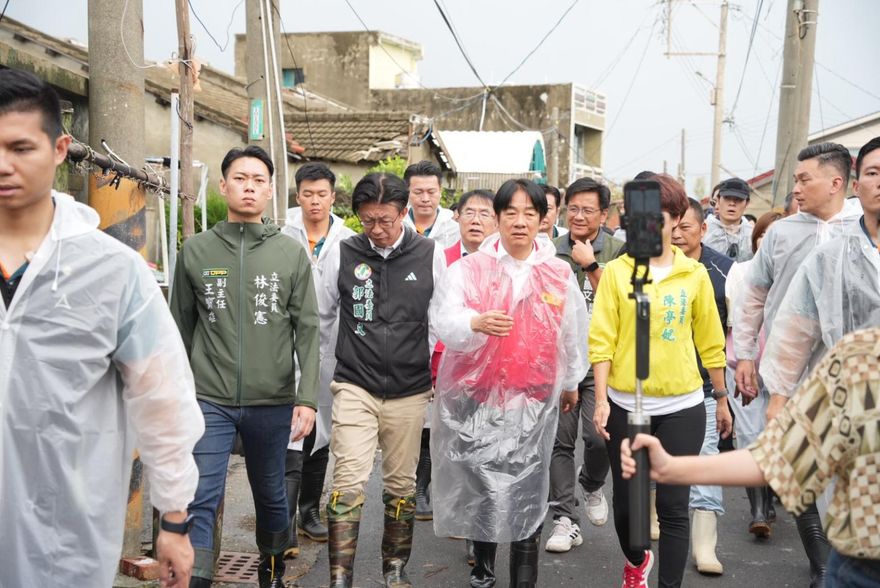 同框賴清德被狂卡掉…網辦「尋找陳亭妃」攝影大賽　郭國文贏了！