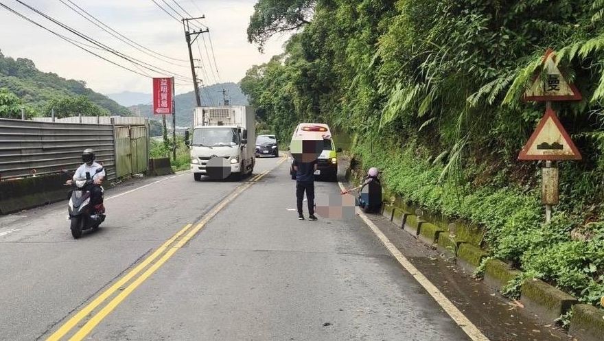新北泰山死亡車禍　女騎士遭槽車輾過送醫不治