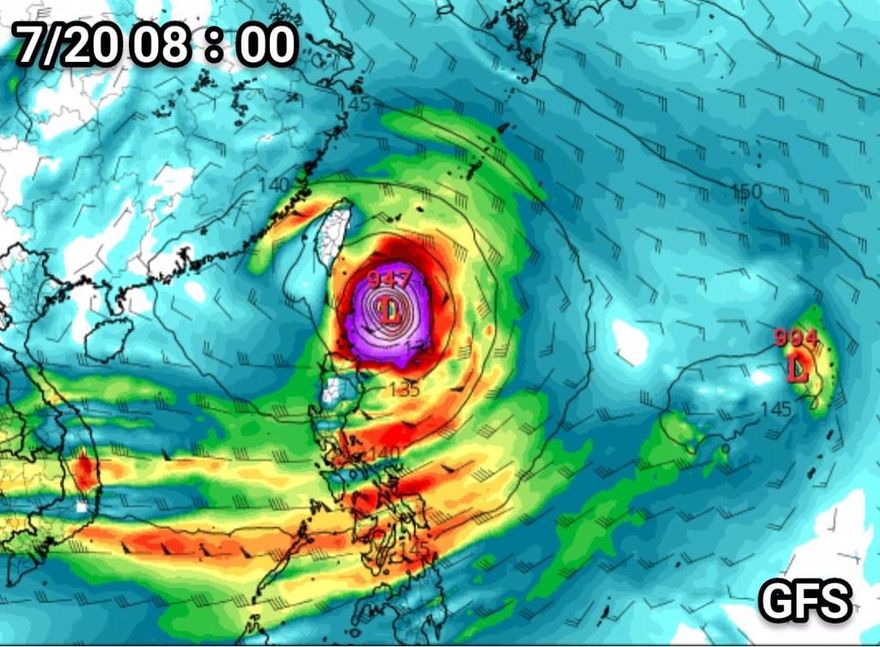 下週末天氣不穩？颱風窩訊號增強　專家：水氣比上波更多