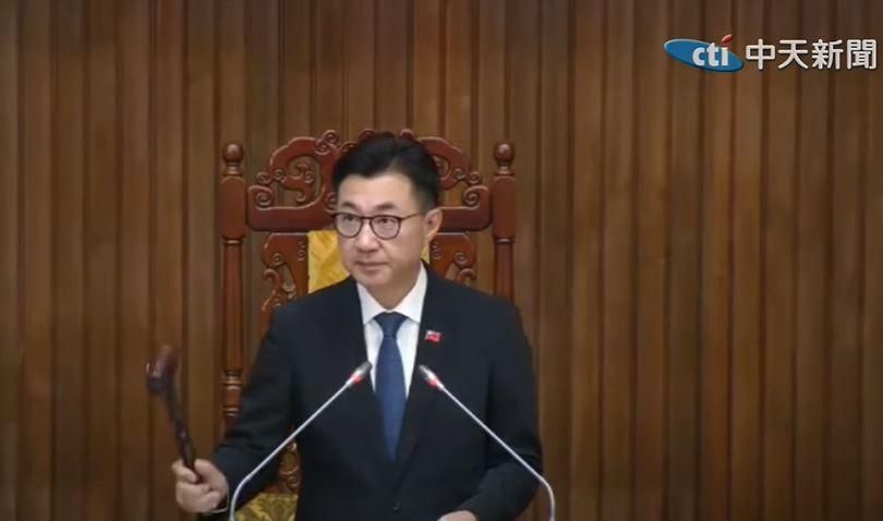快訊/立法院三讀通過！博愛座改名「優先席」