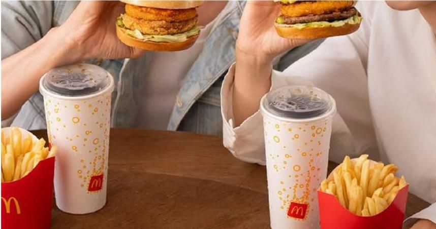 麥當勞外送飲料「杯蓋換紙封膜」爆網怒　業者：尚在試驗