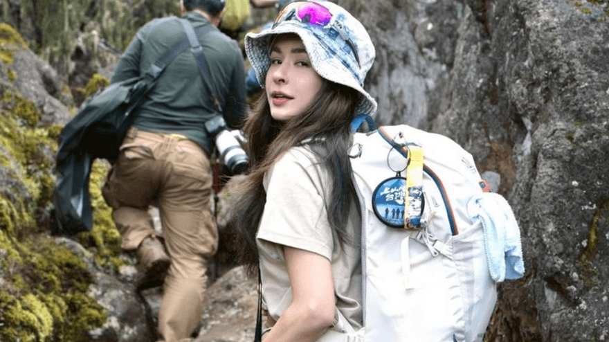 雷艾美非洲登山「嚴重缺氧」遇險！同伴嚇壞：以為快斷氣