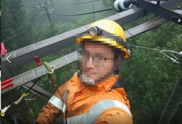 一週前才吐「3天幾乎沒睡」！　台電命危員工高掛電桿身影曝