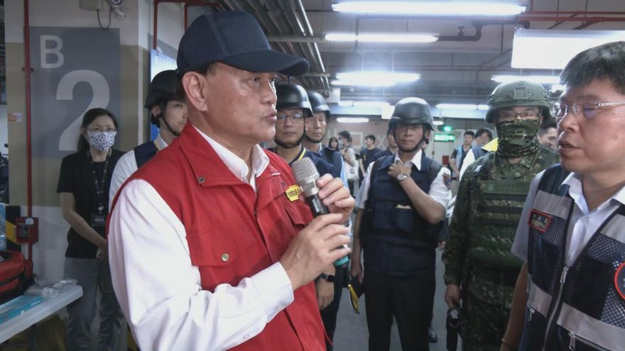 蔣萬安指揮官注意！止血帶呢？政委視察演習給了「3點建議」